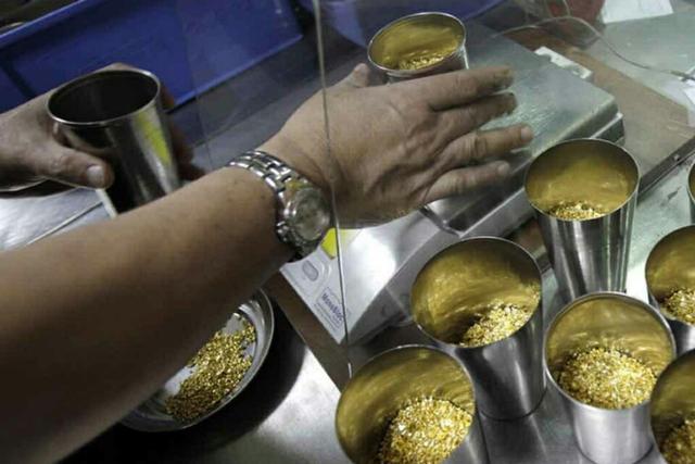 迪拜货币，迪拜的黄金白菜价，按斤买卖，是真的吗