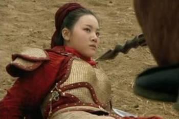 许敬义:为什么宋江杀了扈三娘一家，扈三娘还要做宋江的干妹妹？