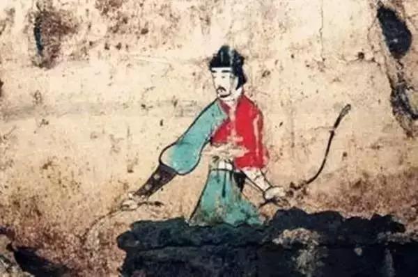 李倕公主:学校里有古墓是种怎样的体验？