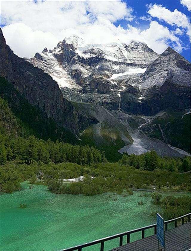 川西大环线都路过哪些景点，自驾川西，是川西大环线好，还是川西小环线好