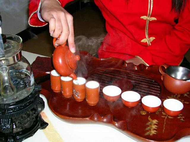 潮州揭阳汕头在外应称潮汕人还是潮州人？
