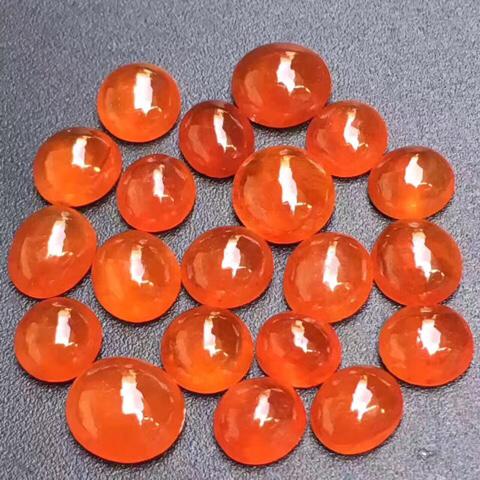 什么样的翡翠才是好的品种,当下最值得购买的翡翠品种有哪些？