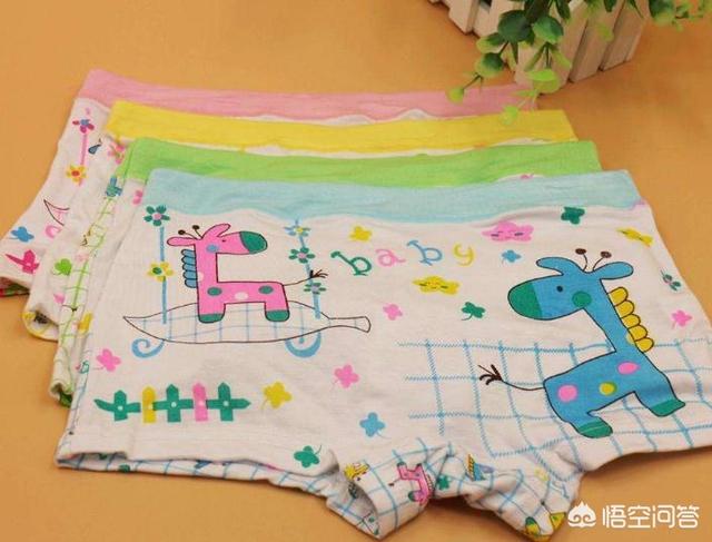 不穿内裤咖啡厅:四岁男宝宝不穿内裤怎么办