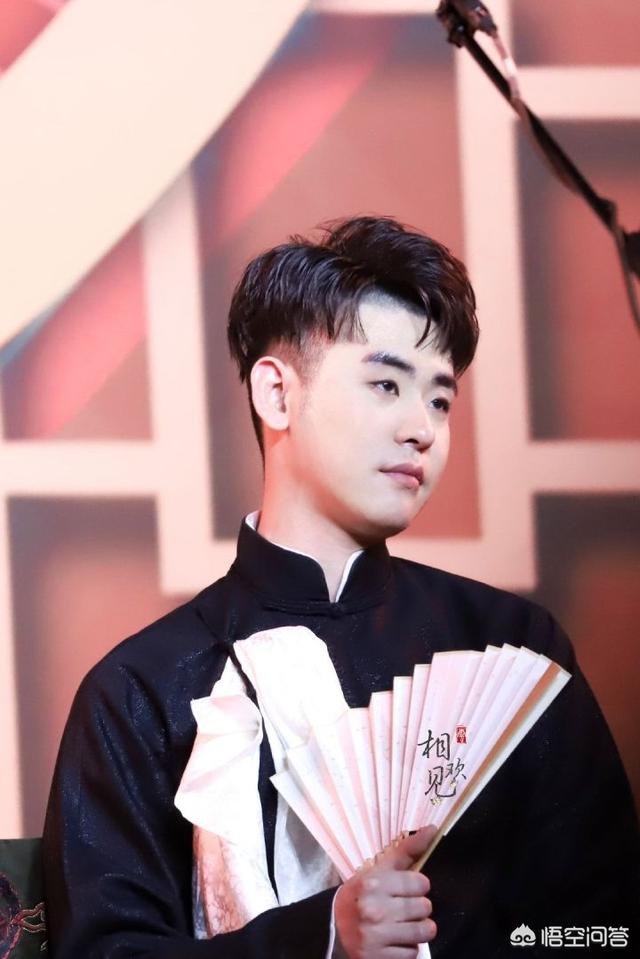陈乔恩粉丝集体脱粉:德云社张云雷为什么取关自己的粉丝团？