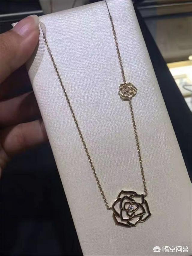 施华洛世奇道歉:想买条项链送女朋友，什么品牌好？