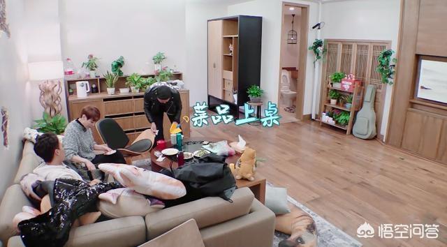 吴刚岳秀清:你怎样看吴刚一家三口在《一路成年》一起合作拍默片的事情？