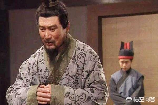 曹魏五谋臣:真正历史上，曹操的谋士郭嘉和程昱谁更强？为什么？