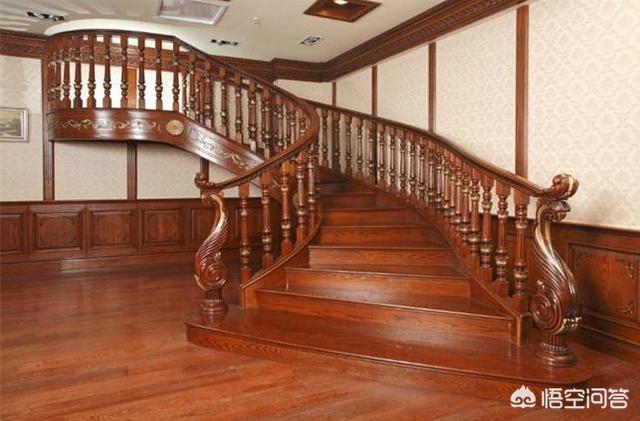 农村自建房的楼梯扶手选择,实木、202不锈钢、304不锈钢和玻璃的哪种比较好？