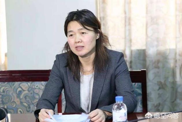 北京牛头梗俱乐部的微博:商业化的联赛从不谈感情，北京队的做法你怎么看？
