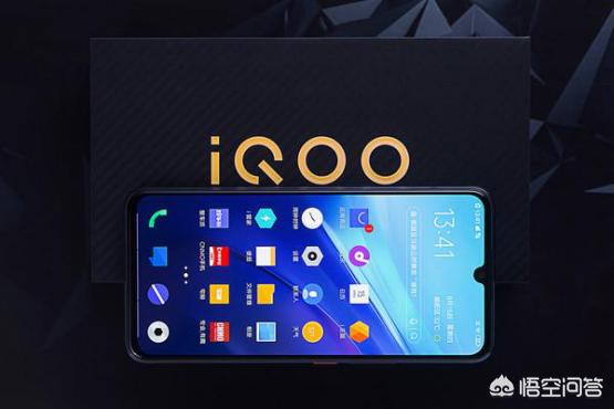 2019年新出的3000元左右的手机推荐买哪个？