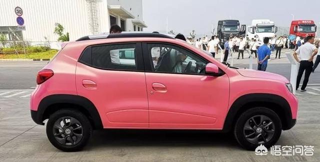 东风风俊电动汽车，东风风行首款粉色小型suv，续航271km，专为女性准备的吗