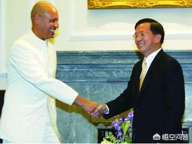 中东强人萨达姆和卡扎菲,从辉煌走向灭亡的内因和外因是什么？