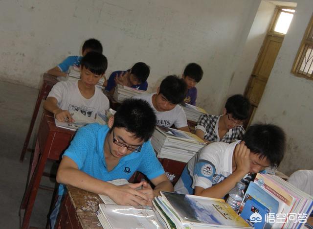我孩子马上初三中考了,数学还不及格,一直努力学习但成绩特别不理想,该怎么办？