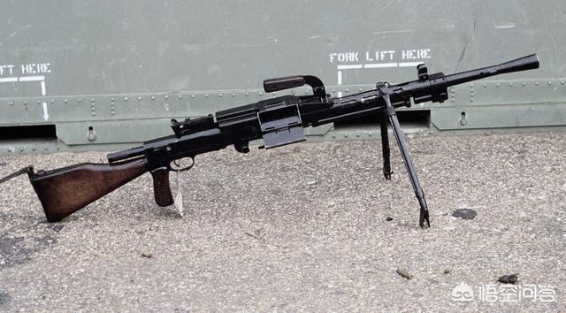 头条问答 - 58式连用机枪和五六式班用机机枪的子弹通用吗?(2个回答)