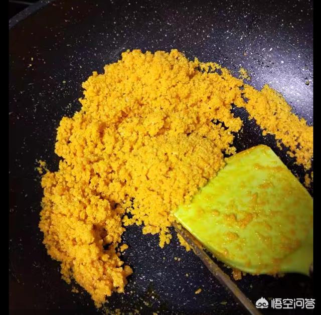 蛋黄粉:咸蛋黄粉在饼干中起到什么作用？