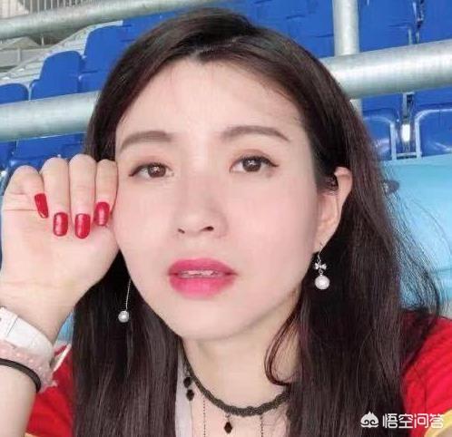 网传有记者写错国足球员名字，会不会是一出自我炒作、自导自演的戏码，只为一炮而红？