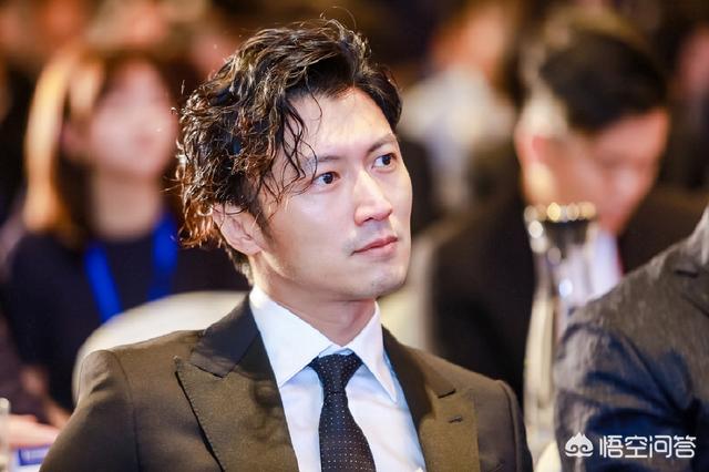 家庭教育:父爱缺失,让12岁儿子认为谢霆锋配不上张柏芝.对此你怎么看?