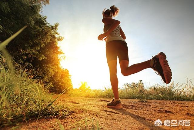 空腹运动有优点么，早上起床后，空腹锻炼俯卧撑有什么好处和坏处？