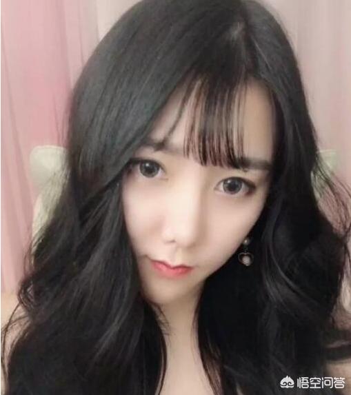 斗鱼吃鸡一哥官宣回归,小团团“停播让路”,PDD将迎来最强对手,如何评价XDD复播？