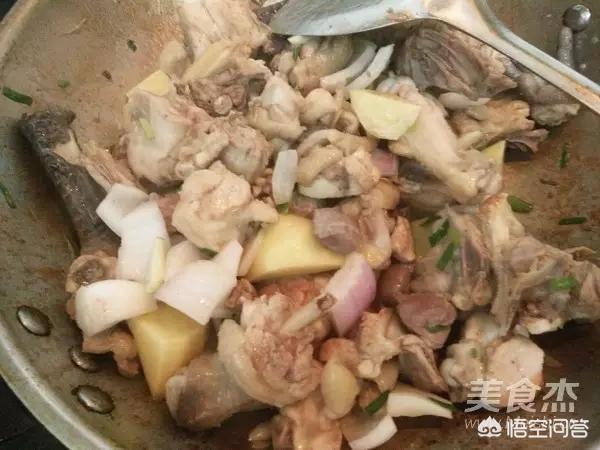 黄焖鸡米饭做法,黄焖鸡米饭的饭是如何做的？