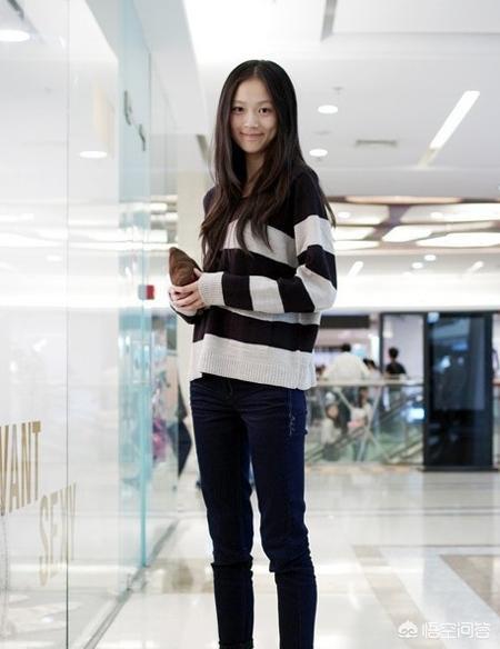 女生发朋友圈“emmm”是什么意思？该怎么评论好呢？
