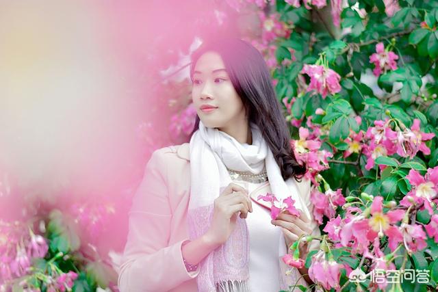 微信爱情签名:有哪些浪漫唯美的情侣个性签名？(个性签名爱情浪漫的)