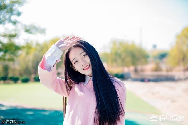 微信爱情签名:有哪些浪漫唯美的情侣个性签名？(个性签名爱情浪漫的)