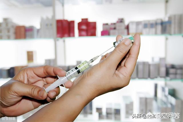 人得了狂犬病潜伏期多久:带有狂犬病毒的狗能活多久？