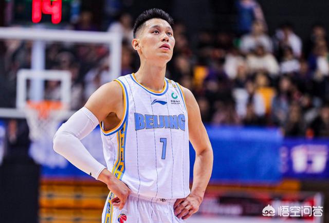 林书豪的简介:为什么林书豪，能成为NBA中那极少数，站住脚的黄种人