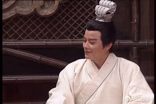 新三国庞统:庞统曾在周瑜属下为官，为何周瑜最后看好鲁肃而放弃庞统呢？