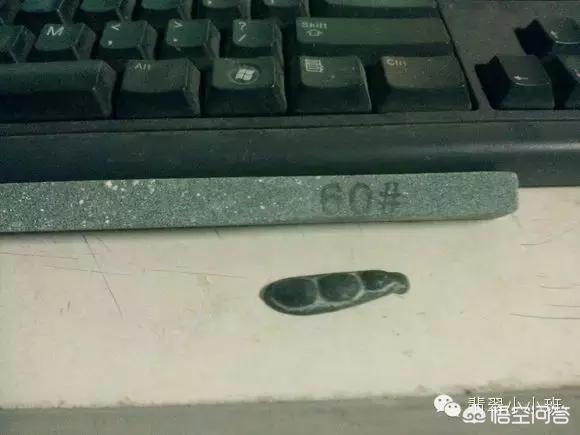 翡翠怎么保养才有光泽,翡翠的养护，方法是什么？怎么保养？