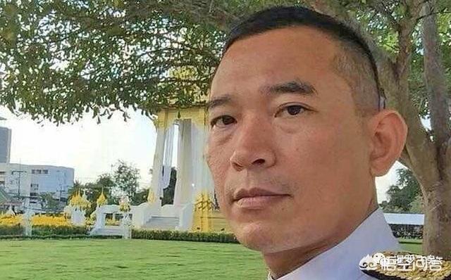 吞武里:泰国法官宣读判决后当庭举枪自尽，以死抗议司法不公？