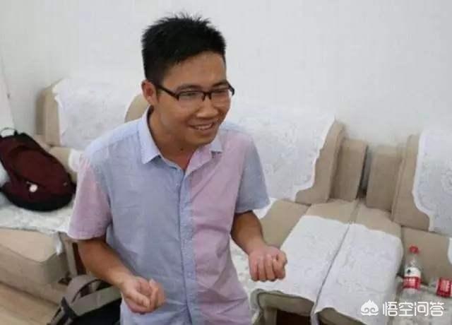 曾经的“高考疯子”吴善柳，十年间复读8次考上9所重点大学，如今清华毕业过得怎样？