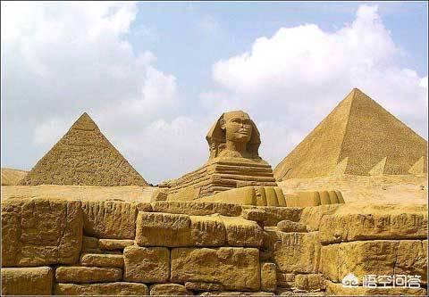 埃及最新考古发现，有考古学家发现古埃及法老与外星人有关，说说你的想法