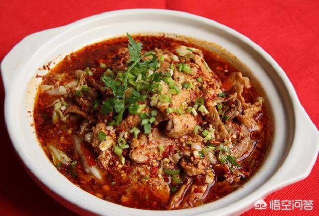 餐馆水煮活猫全程:煮肉时的浮沫，到底是精华还是脏东西？