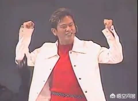 唱粤语歌曲的歌手中,唱歌最好听,台风威武霸气是哪个歌手？
