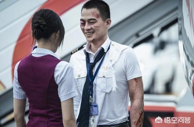 飞机上拍到天使是真的吗，《中国机长》中有哪些难以置信的片段是真实发生过的