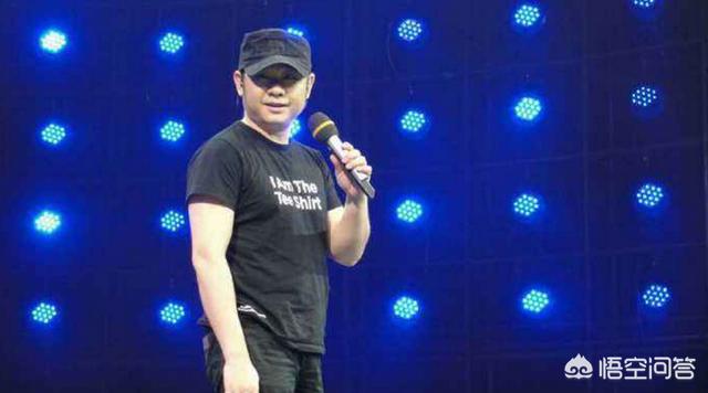 云朵真正的老公是谁:刀郎和那英的唱功谁更胜一筹，谁的音乐更深入人心为什么