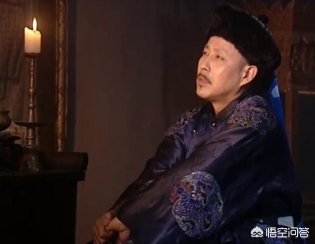 琪琪格的歌:我向着毡房轻轻走去是哪首歌的歌词？