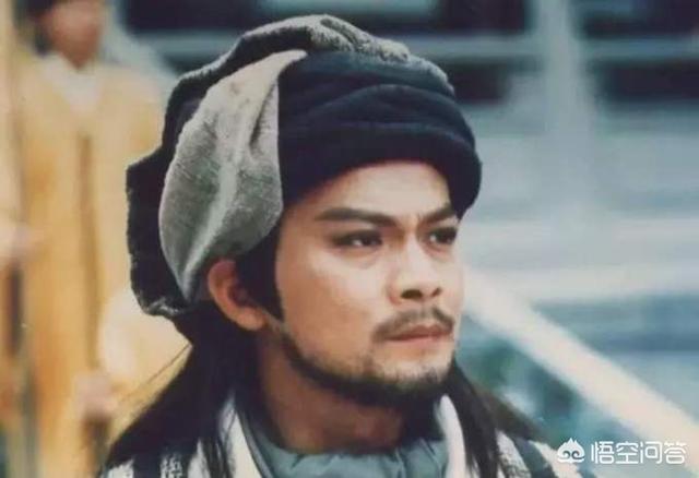 萧峰开始对段誉不是很了解就和他结拜，慕容复在前期萧峰是对他很认可的却没结拜！为何？插图6