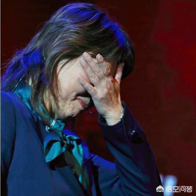 北京牛头梗俱乐部的微博:商业化的联赛从不谈感情，北京队的做法你怎么看？