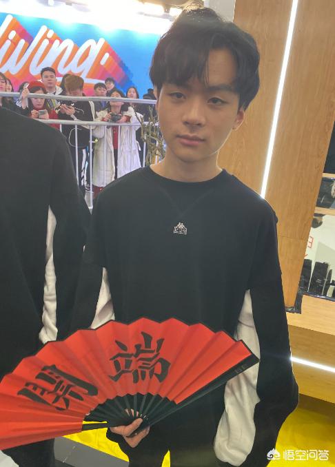 熊熊与走A怪事件终落幕,RNG发文道歉并扣除走A怪三个月工资,如何评价？