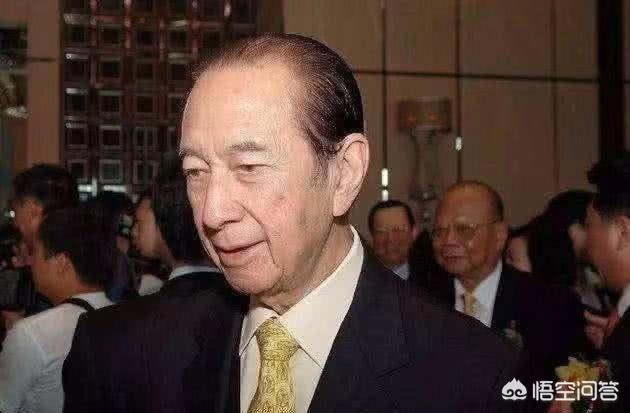 蓝琼缨怎样谋害大房:98岁赌王不愿离世，靠着上亿药物强行买命，现在怎么样了