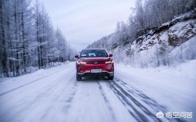 电动汽车冬天，冬天一到，新能源车耗电怎么那么厉害有什么办法能降低耗电吗