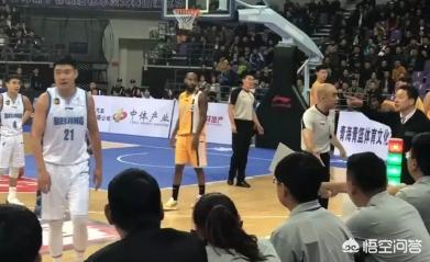 季前赛三天就有三大主帅被驱逐,是裁判问题,还是主帅问题？姚明是不是该管管了？