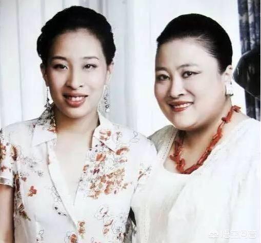 宠物的毕业礼mv女主角:泰国贵妃，近期发生什么事了？ 犯错mv里面的女主角