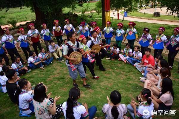 民族舞蹈服饰到底有多美，有哪些比较有特色的民族舞蹈