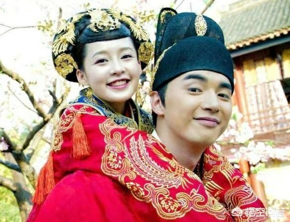 李沁撤下单身声明:李沁为什么会和金世佳分手