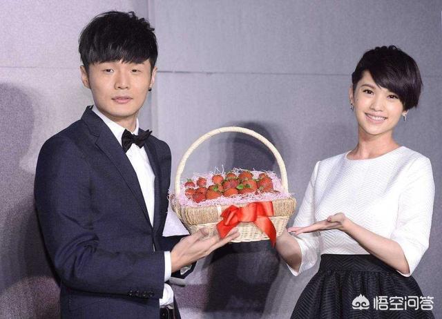 黄子佼调侃杨丞琳:杨丞琳社交网络深夜被清空，究竟是意外还是炒作？