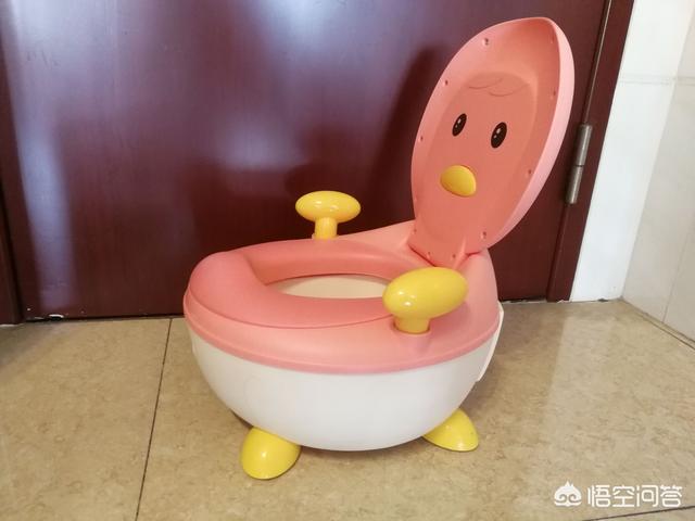 怎么训练2岁宝宝大小便？